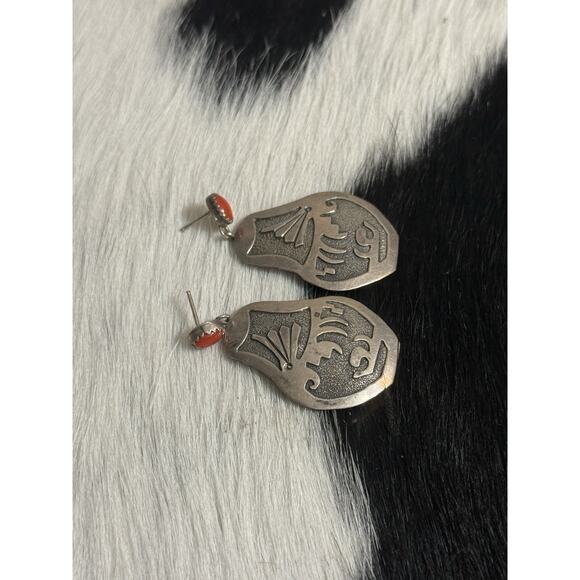 Native American Sterling Silver Red Coral Pottery Story Teller Post Earrings - Picture 7 of 9